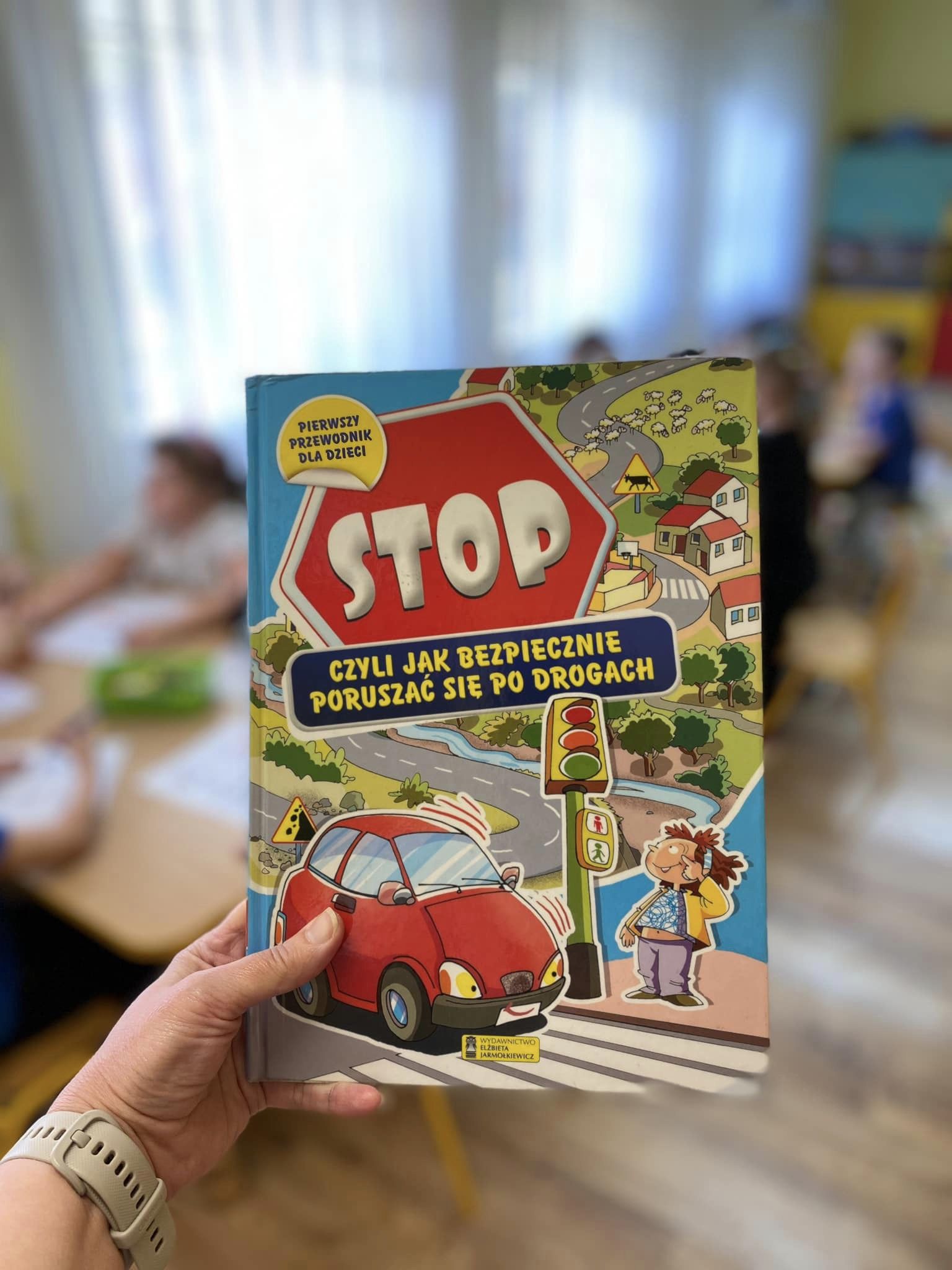 STOP – czyli jak bezpiecznie poruszać się po drodze!