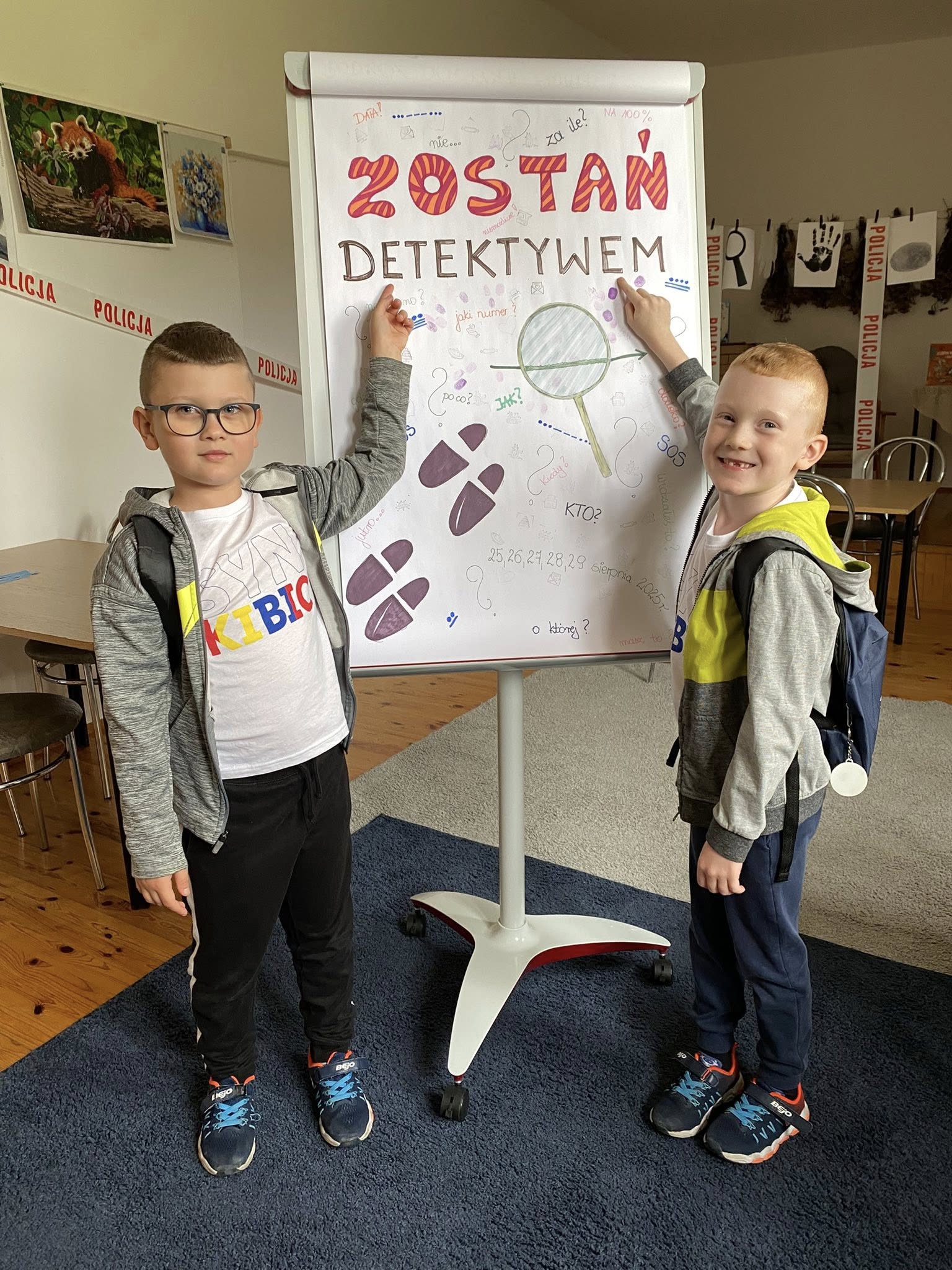 Mali Detektywi w Filii nr 4